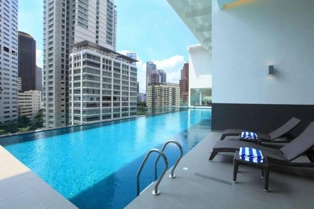 Cosy, Spacious Master Bedroom, City Center Downtown Condominium Kuala Lumpur