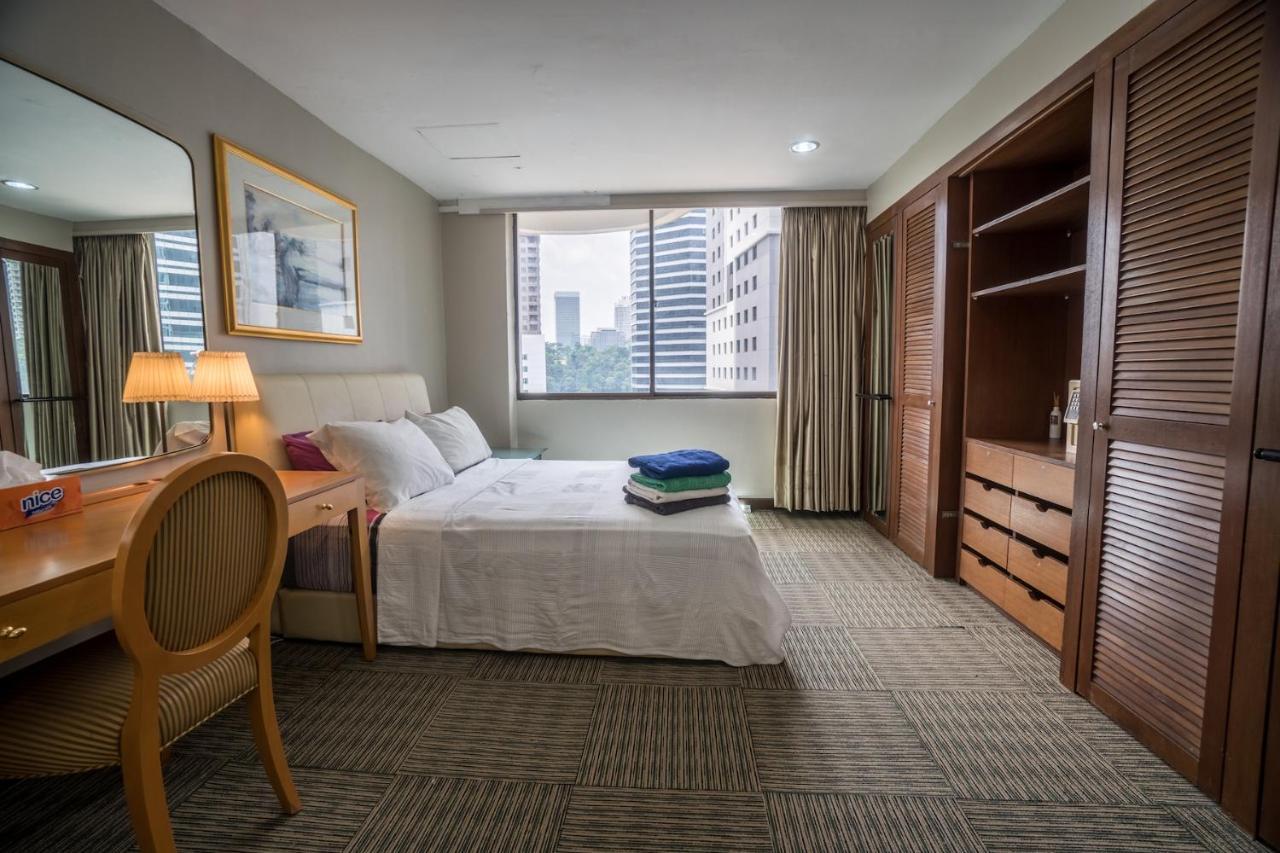 Pangsapuri Cosy, Spacious Master Bedroom, City Center Downtown Condominium Kuala Lumpur